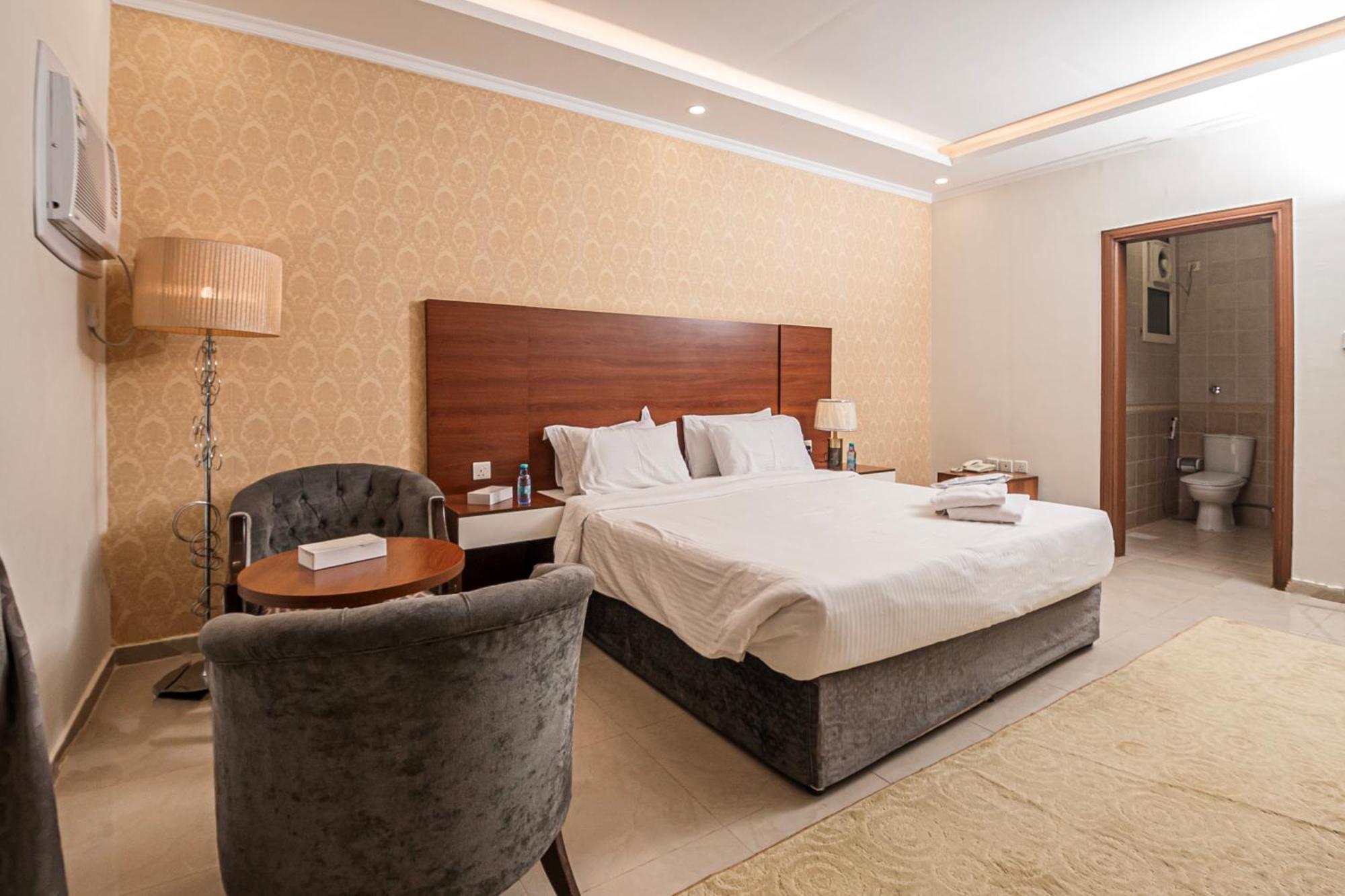 Ghalyt Ohud Aparthotel Medina Exteriör bild